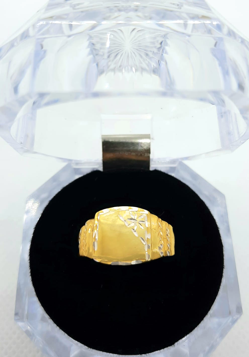 Gold Gent Ring